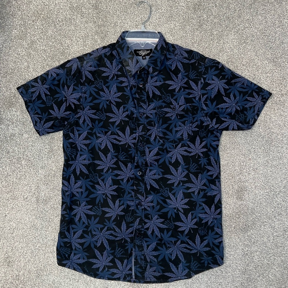 Eighty Eight casual button down marijuana print shirt size M
